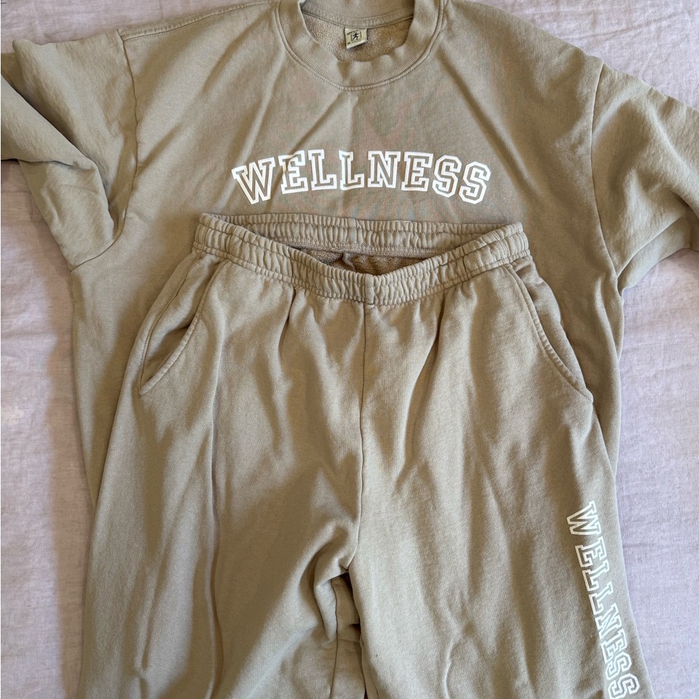 Sporty & Rich Olive Green Health and Wellness Club Tee - Picture 4 of 7